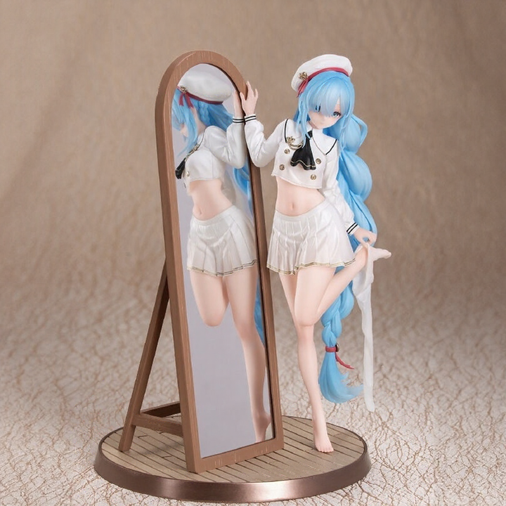 Azur Lane - Janus - Regalo+ - Paura di cambiare... vestiti (Myethos)