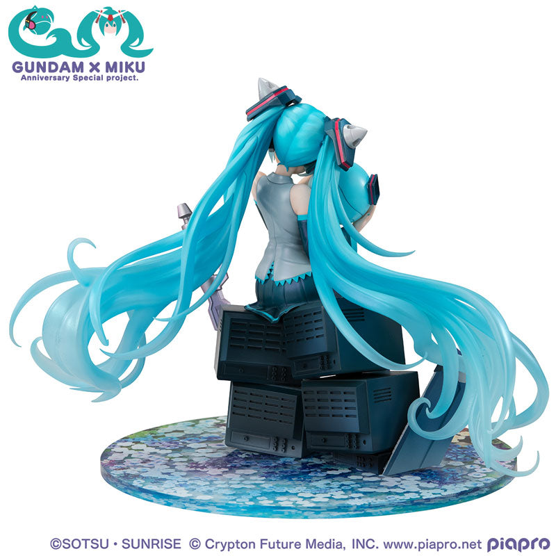 【Pre Order】Kidou Senshi Gundam 00 - Piapro Characters - Haro - Hatsune Miku - Gundam x Miku Anniversary Special Project - Lucrea (MegaHouse)