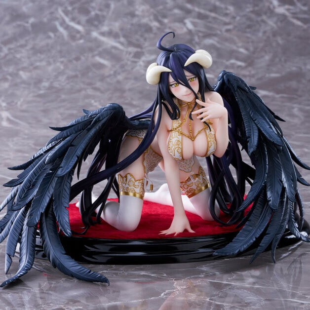 Claynel-Overlord-Albedo-LingerieVer