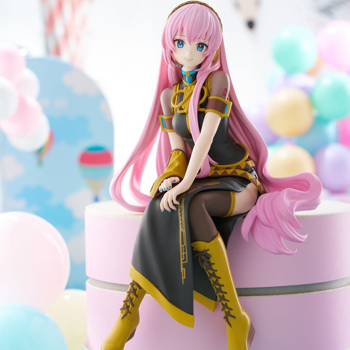 FuRyu-PiaproCharacters-MegurineLuka-NoodleStopperFigure