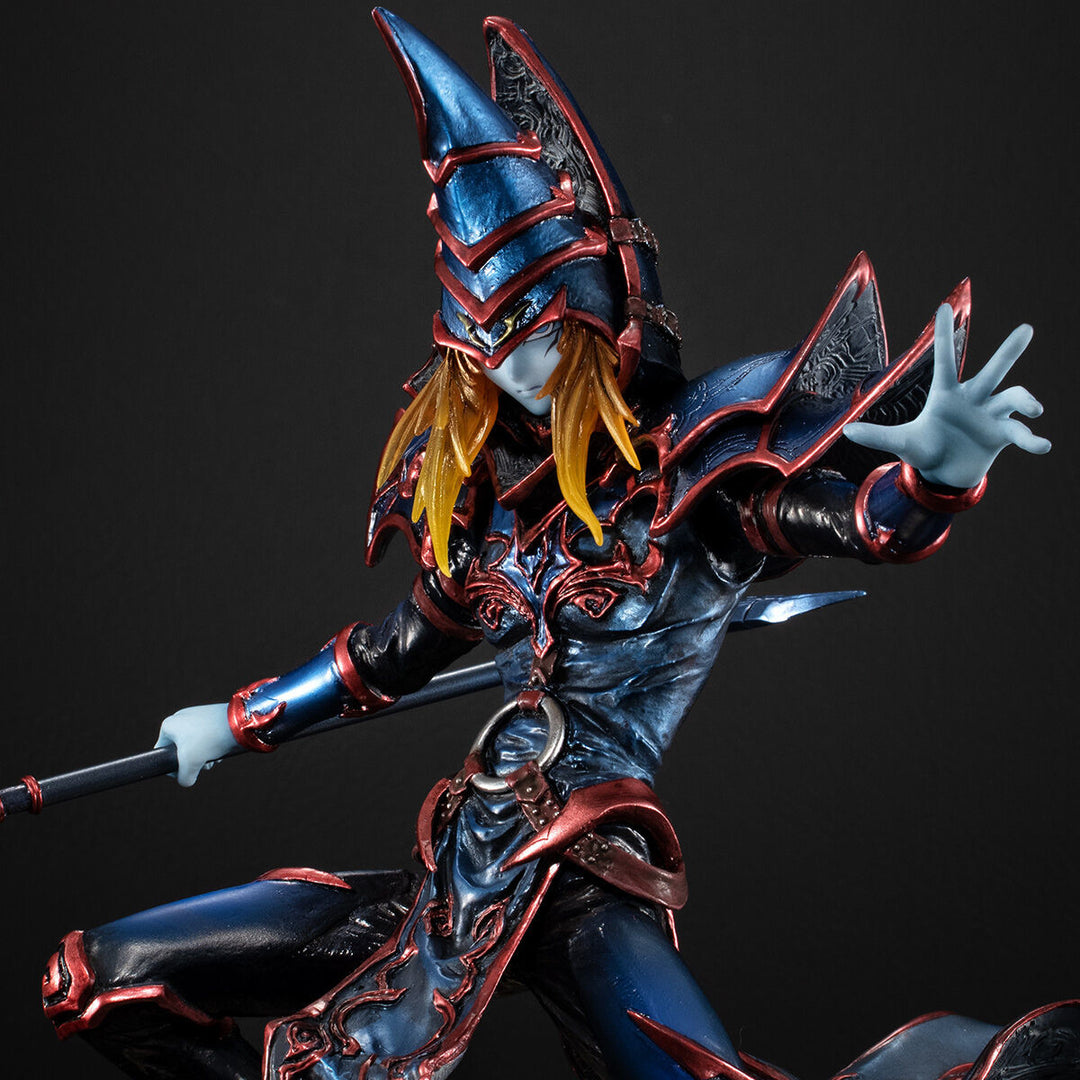 MegaHouse-Yu-Gi-Oh_DuelMonsters-BlackMagicianFigure