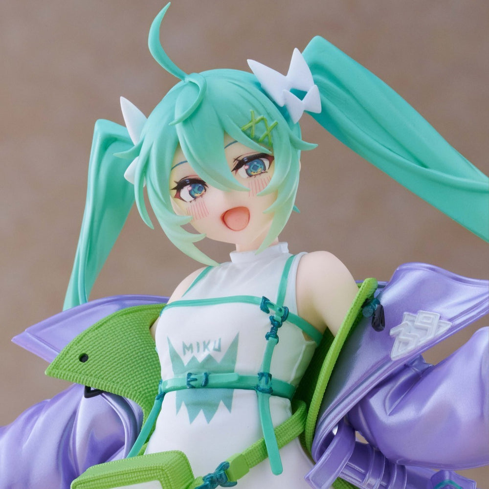 Taito-Vocaloid-HatsuneMiku-HatsuneMikuFashionFigure-Sporty