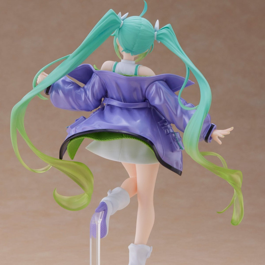 Vocaloid-HatsuneMiku-HatsuneMikuFashionFigure-Sporty