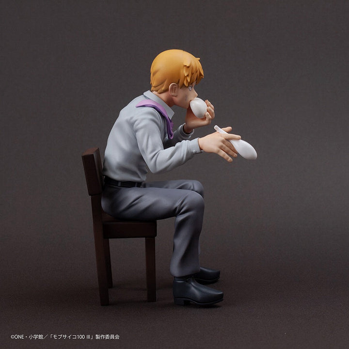 Mob Psycho 100 - Reigen Arataka (Bunbougu Cafe, Union Creative International Ltd)