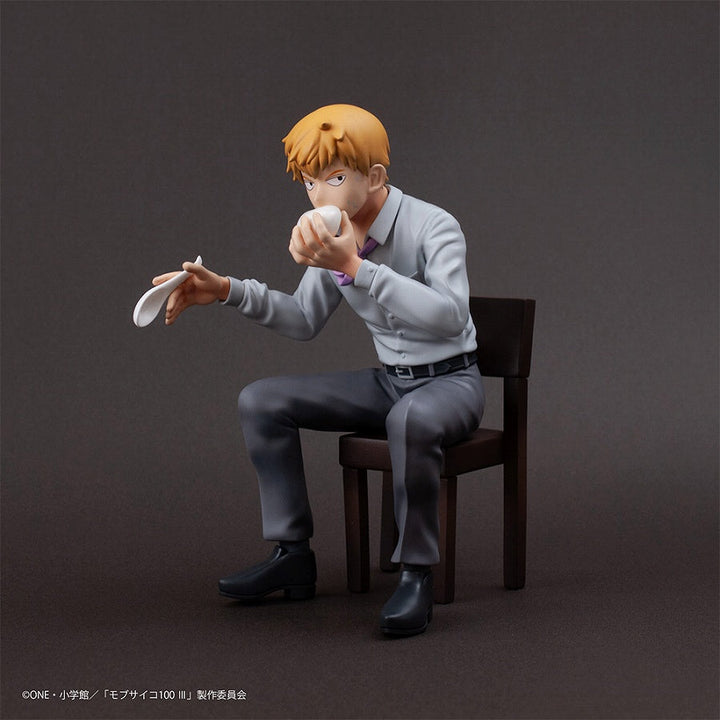 Mob Psycho 100 - Reigen Arataka (Bunbougu Cafe, Union Creative International Ltd)