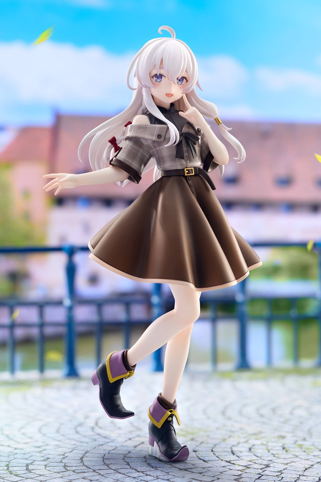 Majo no Tabitabi - Elaina - Trio-Try-iT Figure - Brown Coord ver. (FuRyu)